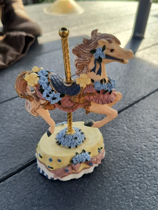 Heritage House Other - Heritage House Carousel Horse County Fair Collection Melodies If You Love Me